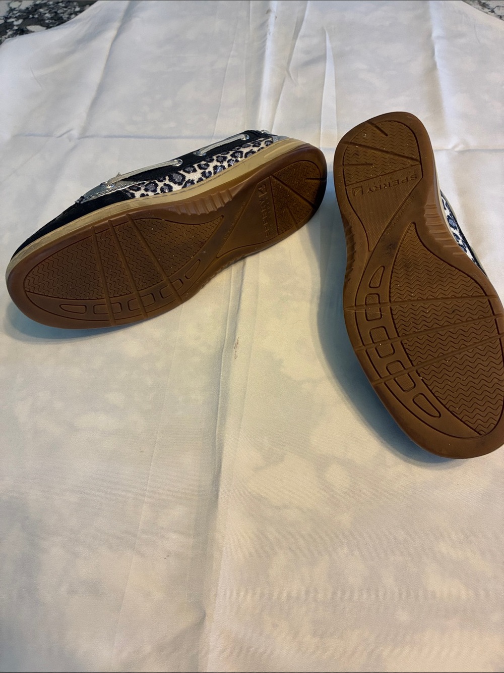 Sperry Black Leather Boat Shoes with Silver Laces - Picture 2 of 3